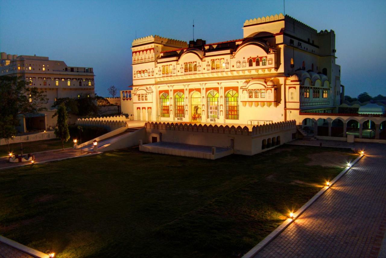 Amritara Surajgarh Fort エクステリア 写真