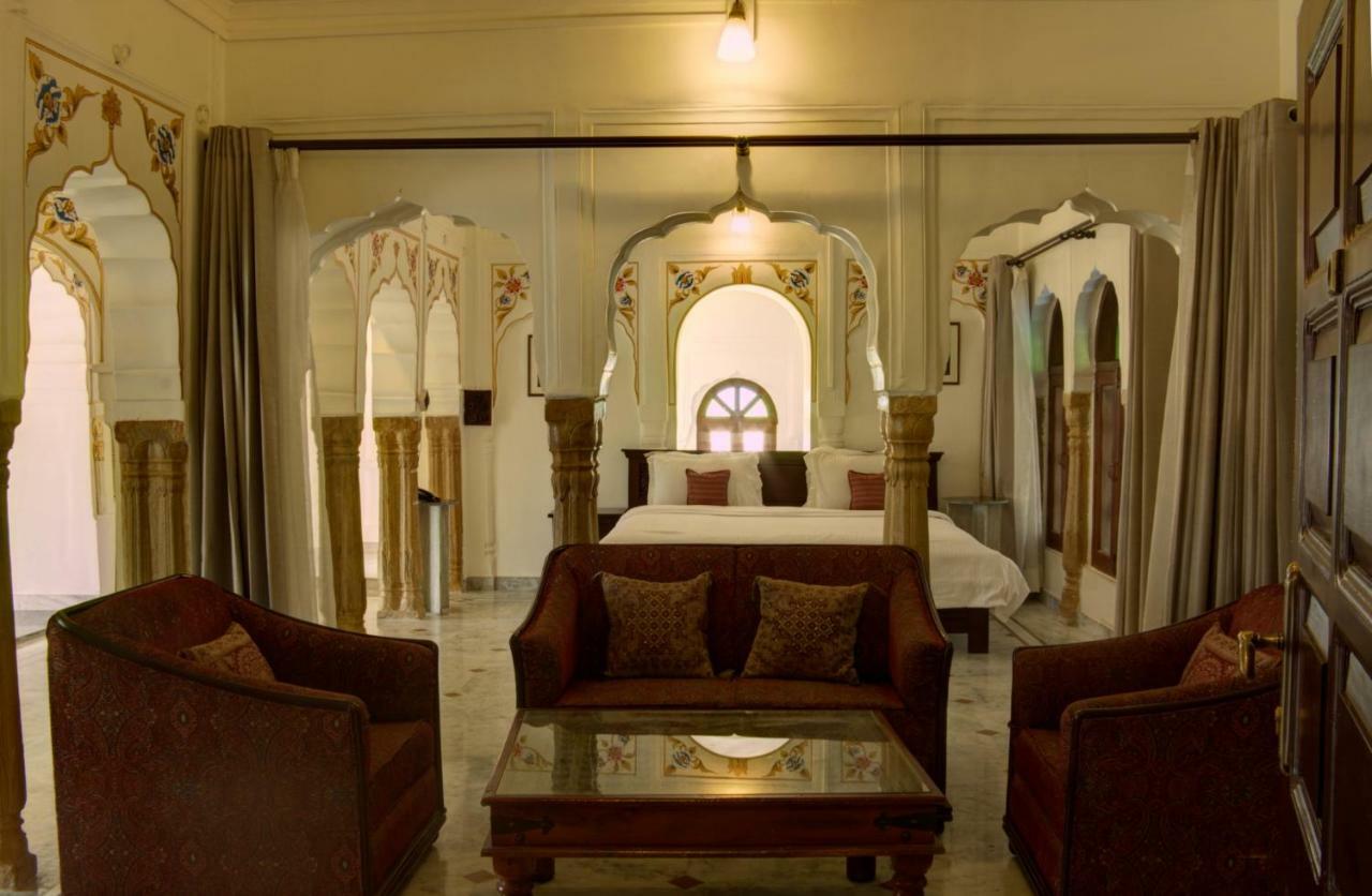 Amritara Surajgarh Fort エクステリア 写真